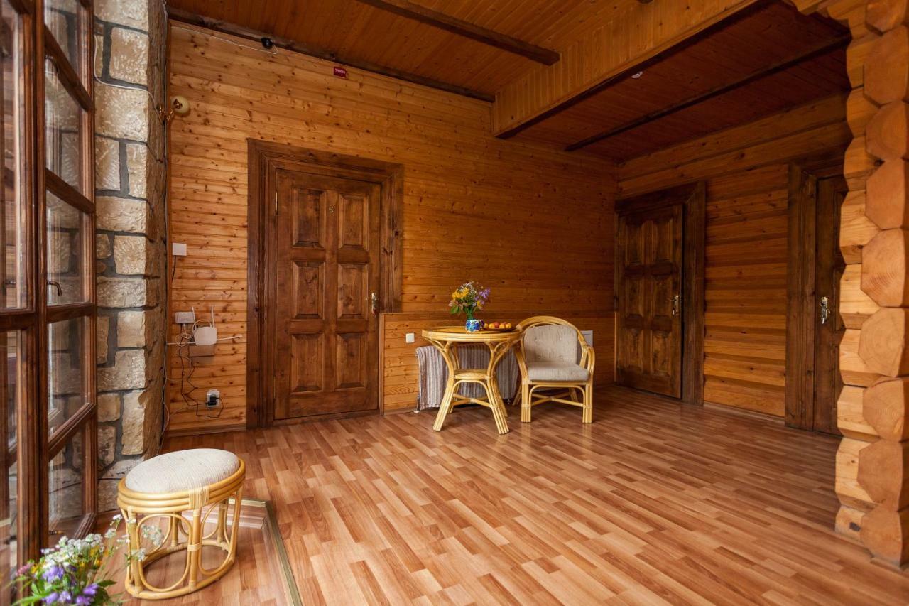 Альпина Hotel Yaremche Exterior photo