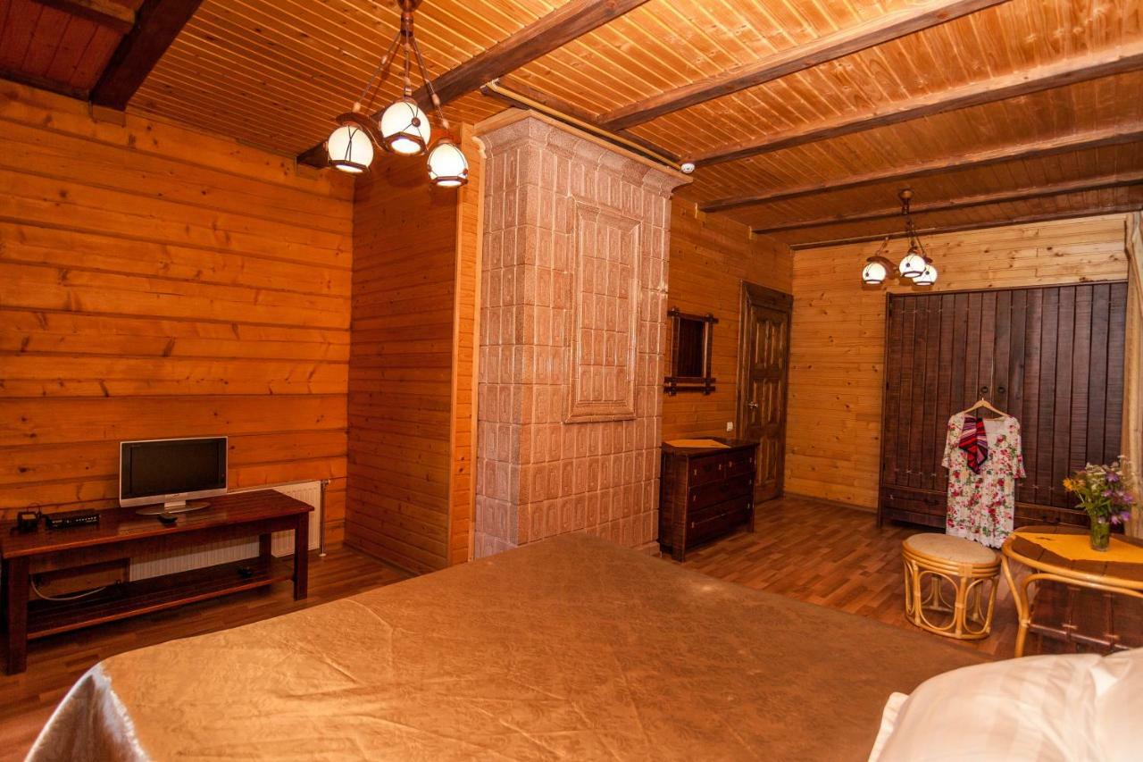 Альпина Hotel Yaremche Exterior photo